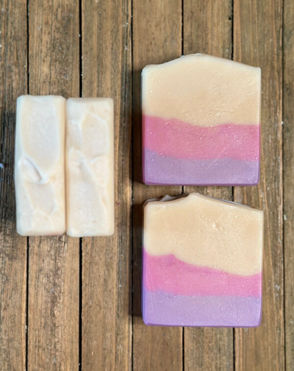 Lilac handcrafted palm-free vegan soap
